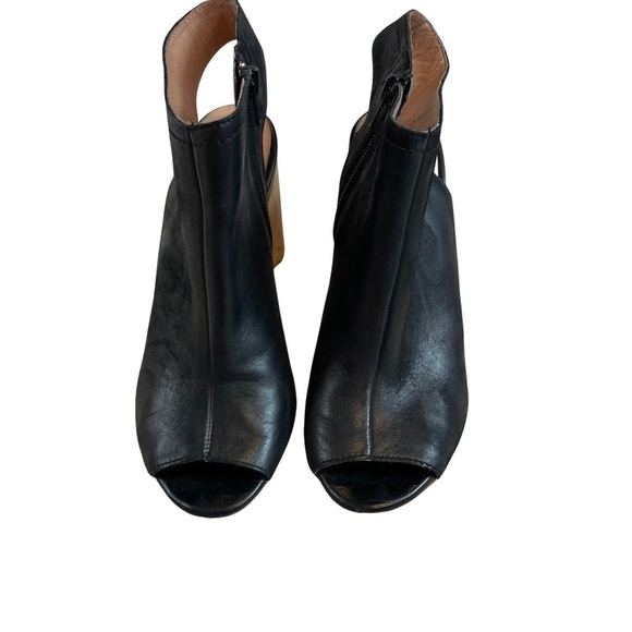 Sandrine Miz Mooz open toe, wood heel Black • Size 8 - Picture 2 of 10